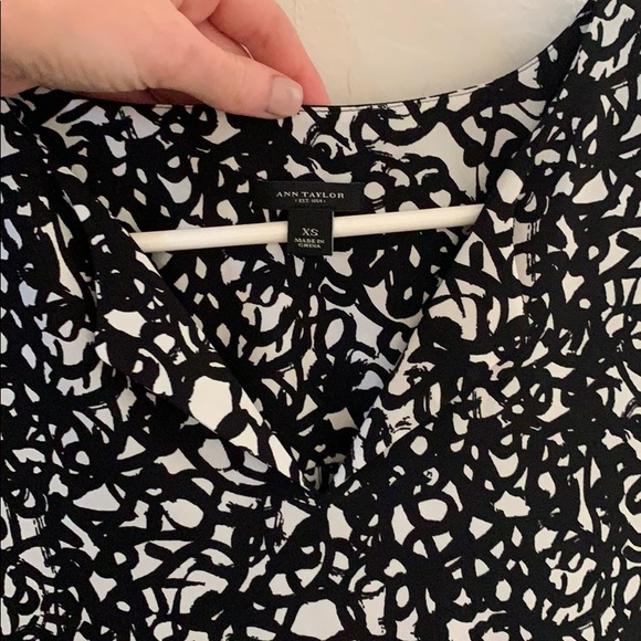 Never worn - Picture 2 of 3